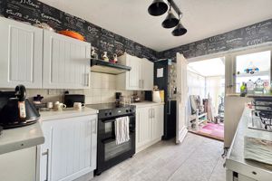 Kitchen- click for photo gallery
